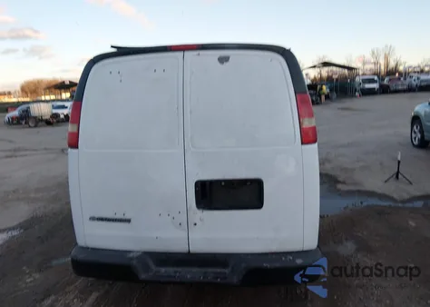 2007 Chevrolet Express Work Van из США, поврежденный, VIN 1GCGG29VX71157012